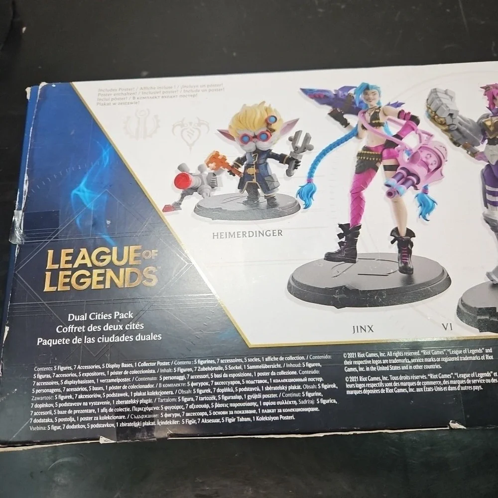 League of Legends NIB Dual Cities LIMITED 1st EDITION Champion Collection SEALED
